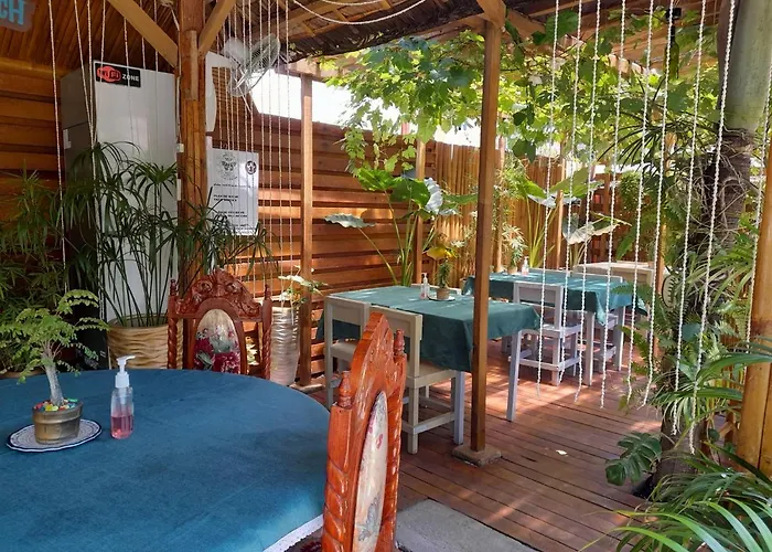 Smak's Hotel Santa Fe (Cebu)