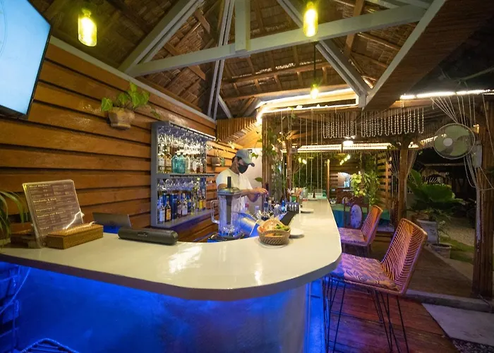Hotel Smak's Santa Fe (Cebu)