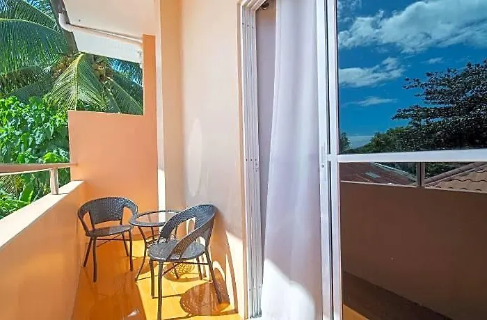 Hotel Smak's Santa Fe (Cebu)